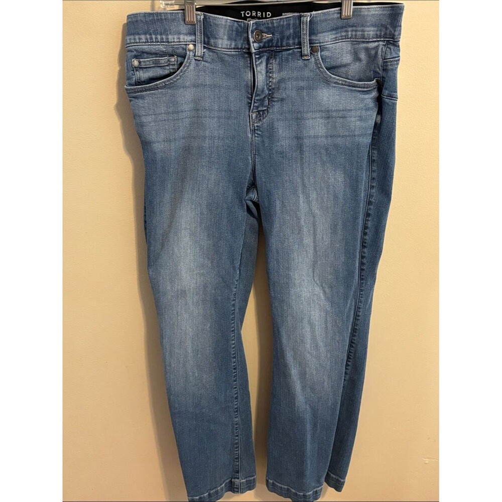Torrid jeans bombshell flare size 16